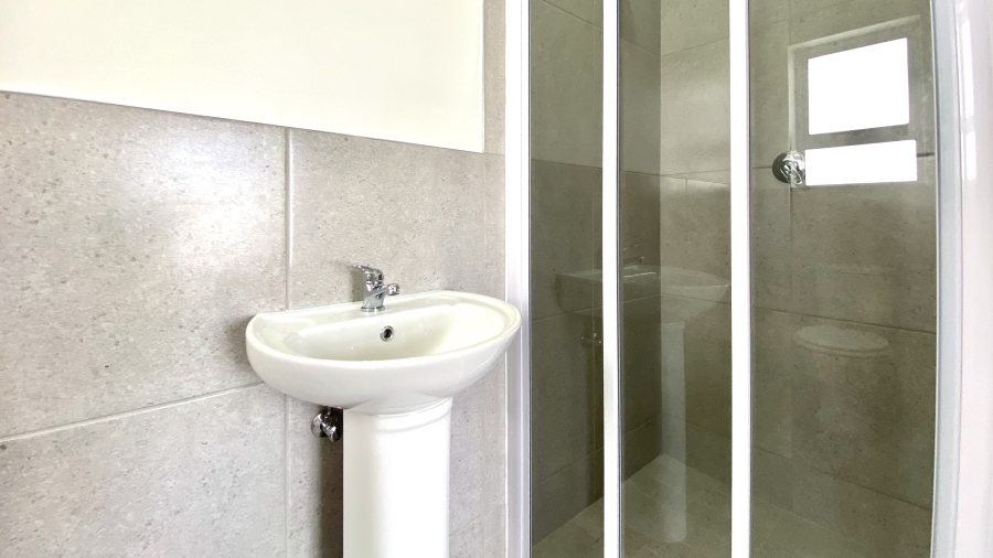 3 Bedroom Property for Sale in Brittania Beach Estate Western Cape